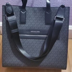 Michael Kors Kenly Tote